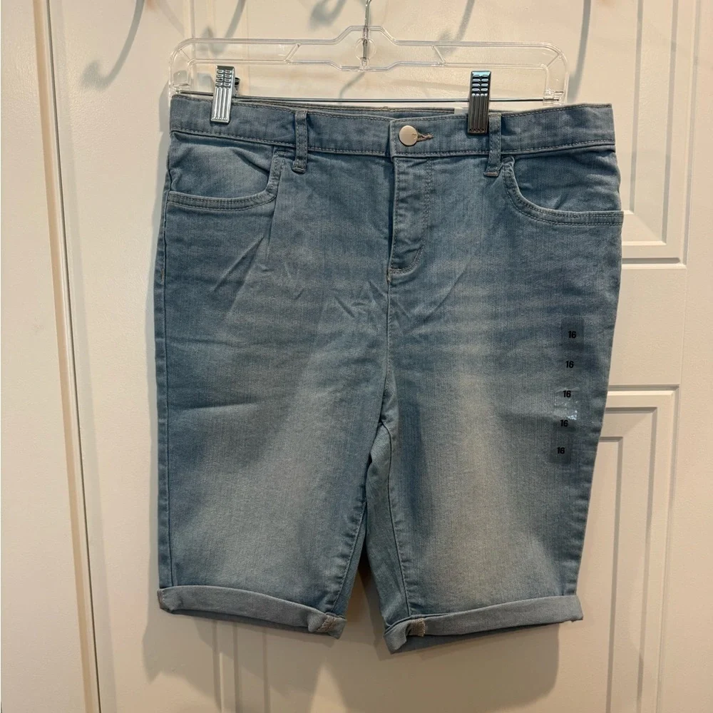 Children’s place denim shorts NWT